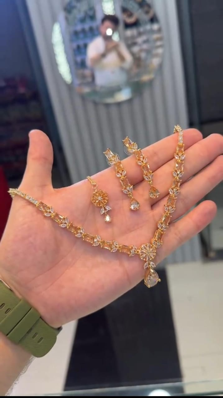 Zircon Necklace Set